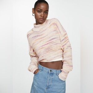 NWT MANGO Knitted Cropped Sweater
